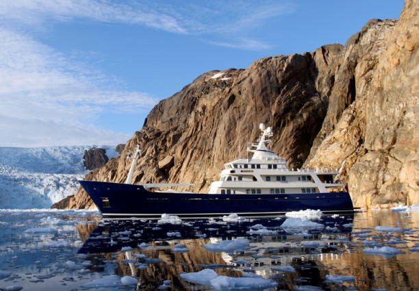 Expedition Yacht TURMOIL 209 Royal Denshi