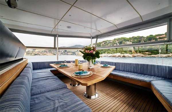 Expedition Yacht Circa Deck Dining