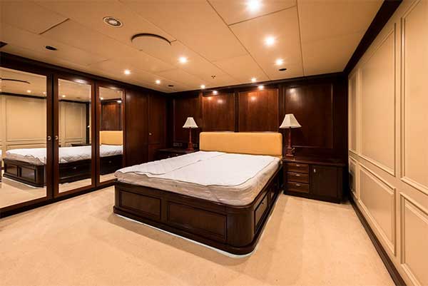 Big Aron 151 Royal Denship Yacht VIP Stateroom