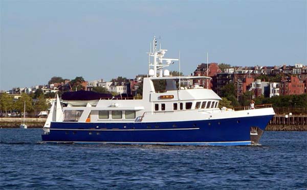 90 Palmer Johnson Explorer Yacht