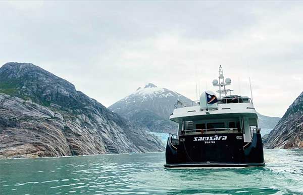 Custom 100 foot Expedition Yacht Glacier Bay Alaska